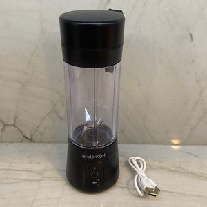Blendjet portable blender